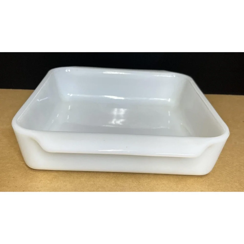 Vintage Fire-King 8 Inch Square Baking Dish Meadow Green Anchor Hocking USA 435‎